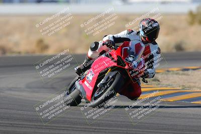 media/Dec-18-2022-SoCal Trackdays (Sun) [[8099a50955]]/Turn 4 (1pm)/